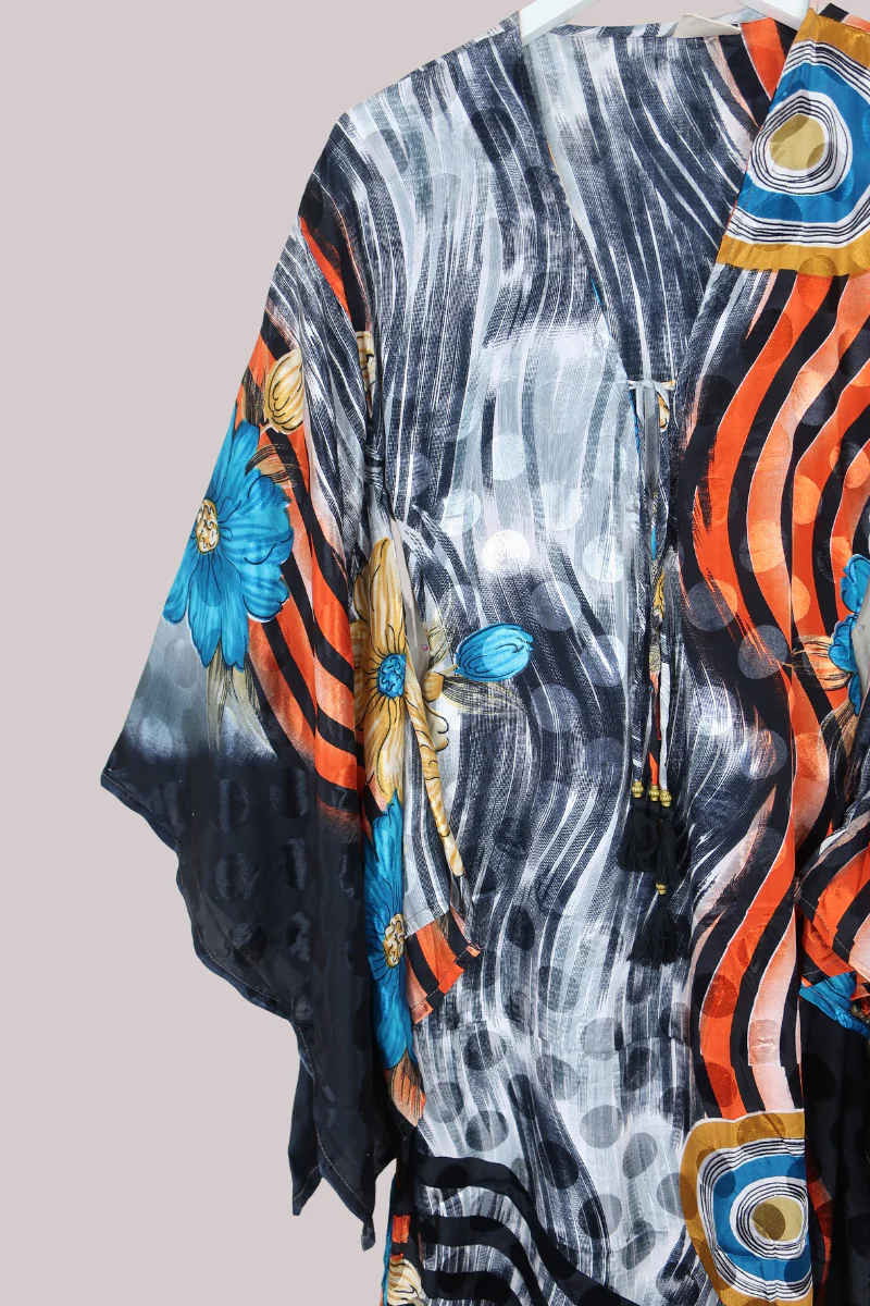 Cassandra Maxi Kaftan in Abstract Obsidian Florals - Size M/L - Image 2