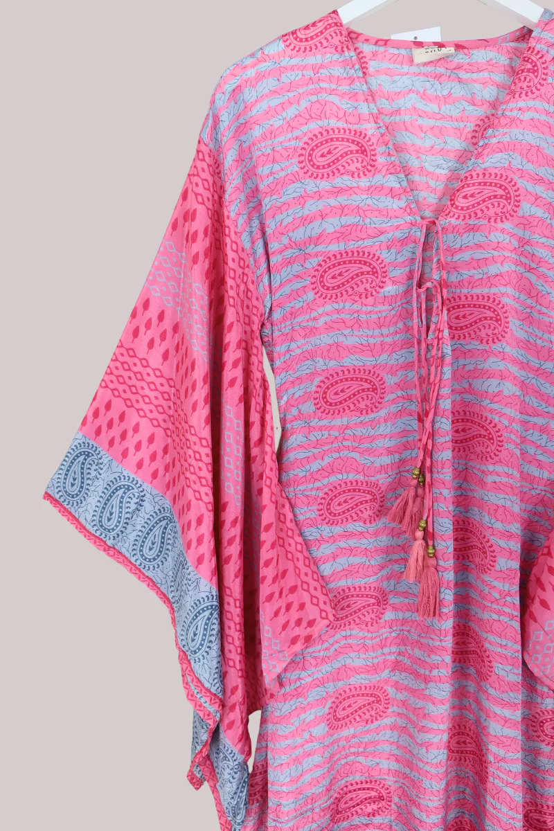 Cassandra Maxi Kaftan in Berry Pink Paisley - Size M/L - Image 2