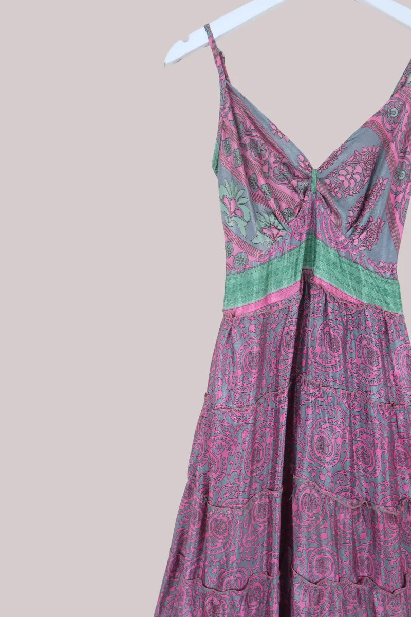 Delilah Recycled Sari Maxi Dress in Tulip Pink Paisley - Size XS - Image 2