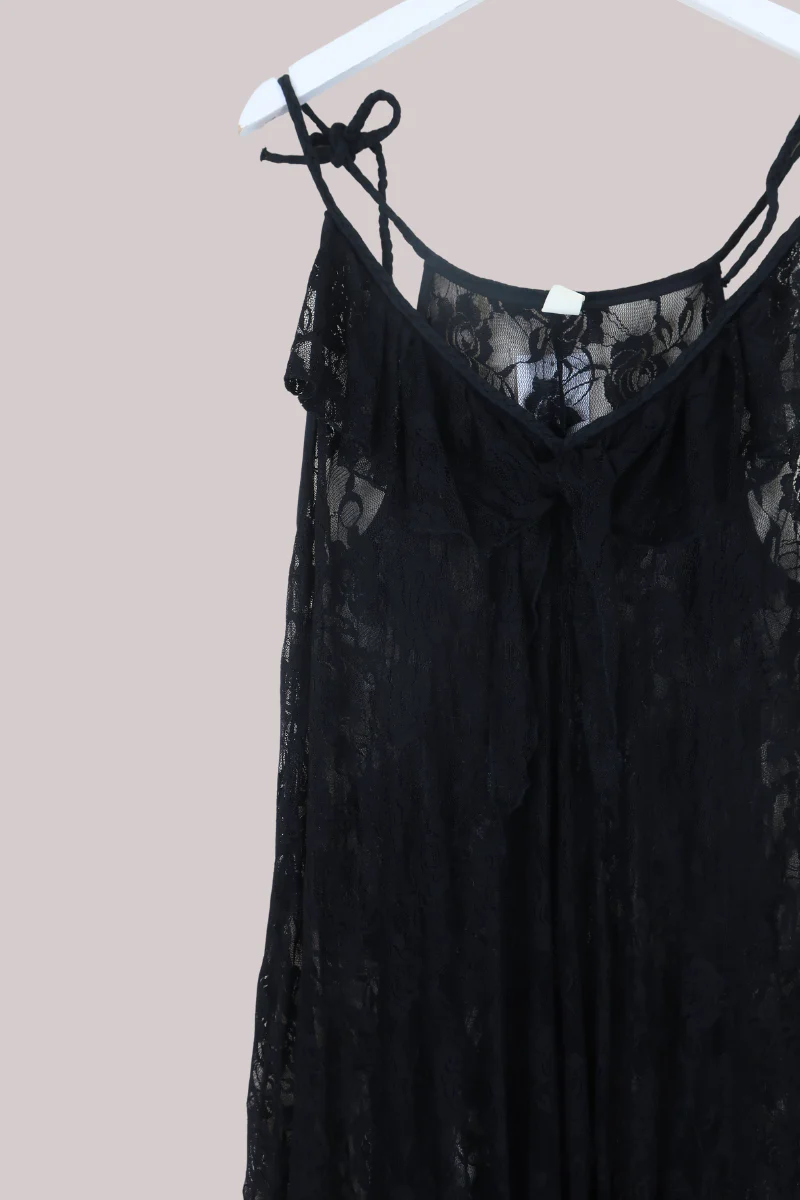 Delphi Maxi Dress in Black Swan Chantilly Lace - Image 3