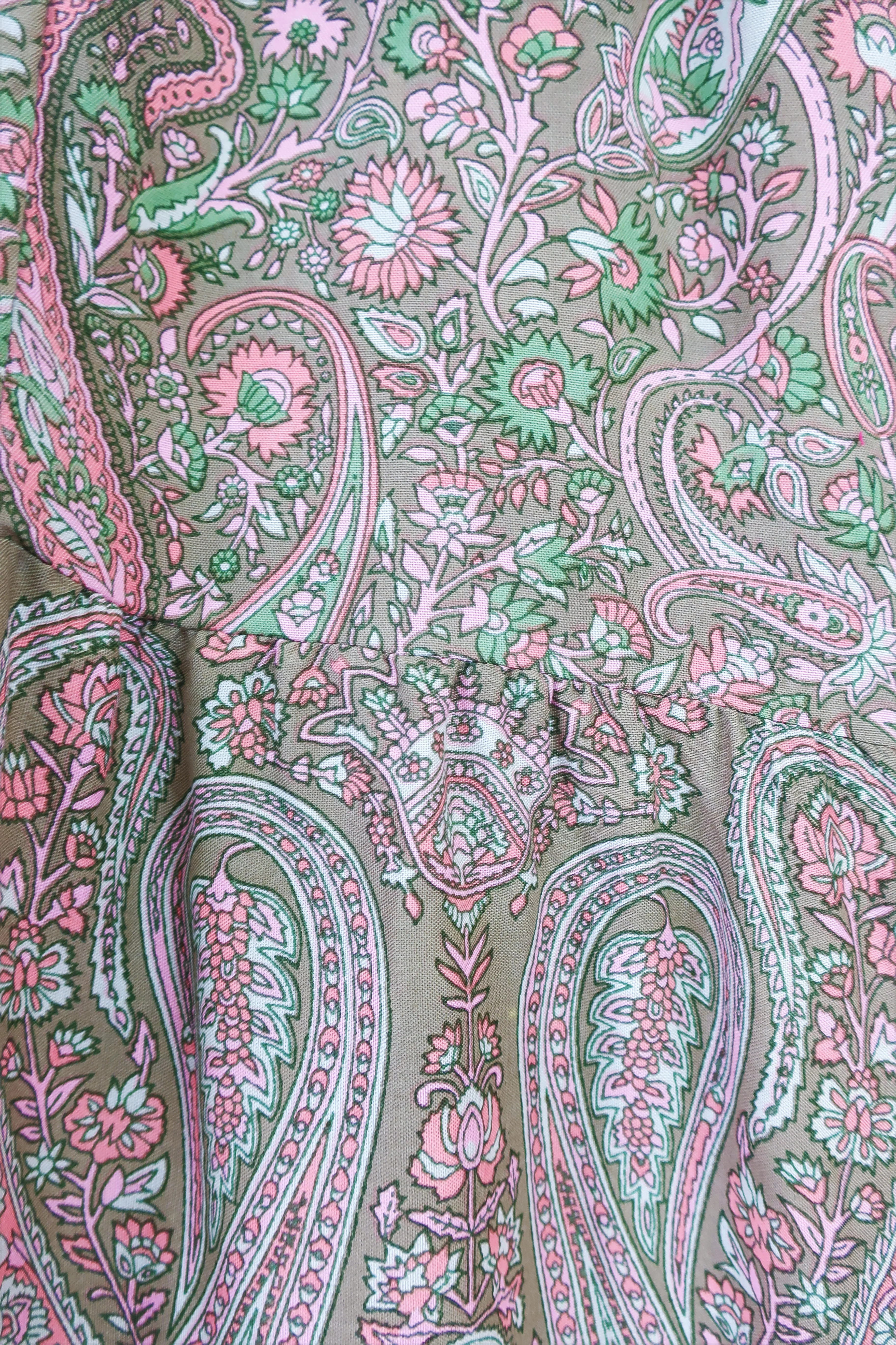 Florence Midi Dress in Sage & Blush Paisley Floral - Image 4