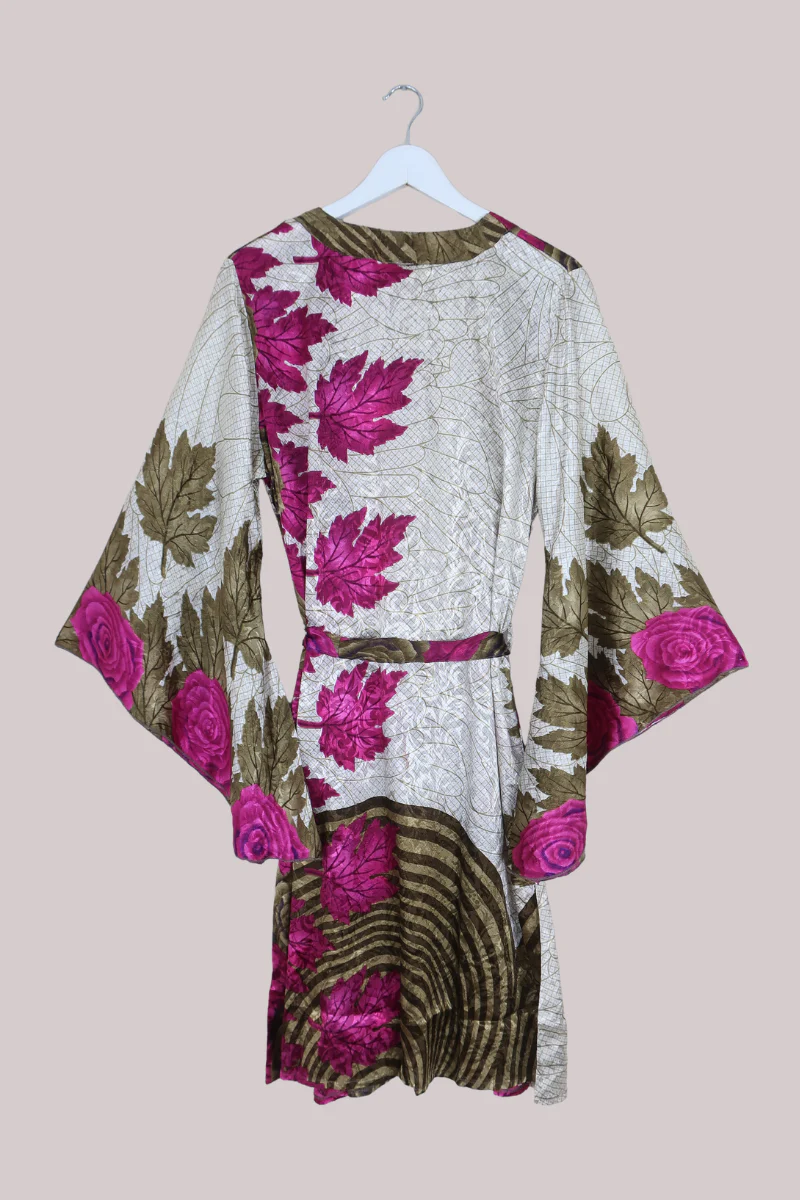 Gemini Kimono in Magenta Fallen Leaves - Size XL - Image 3