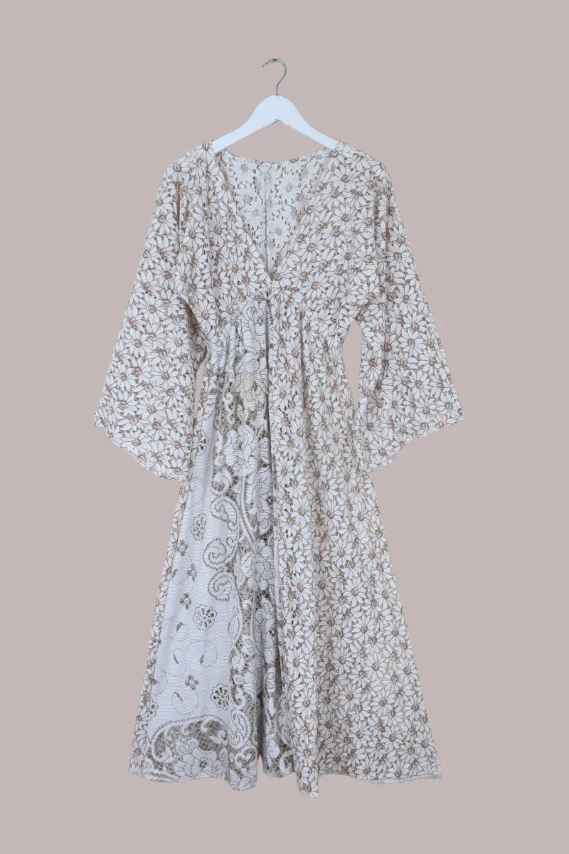 Giselle Maxi Dress in Daisy Chain Lace - Size S