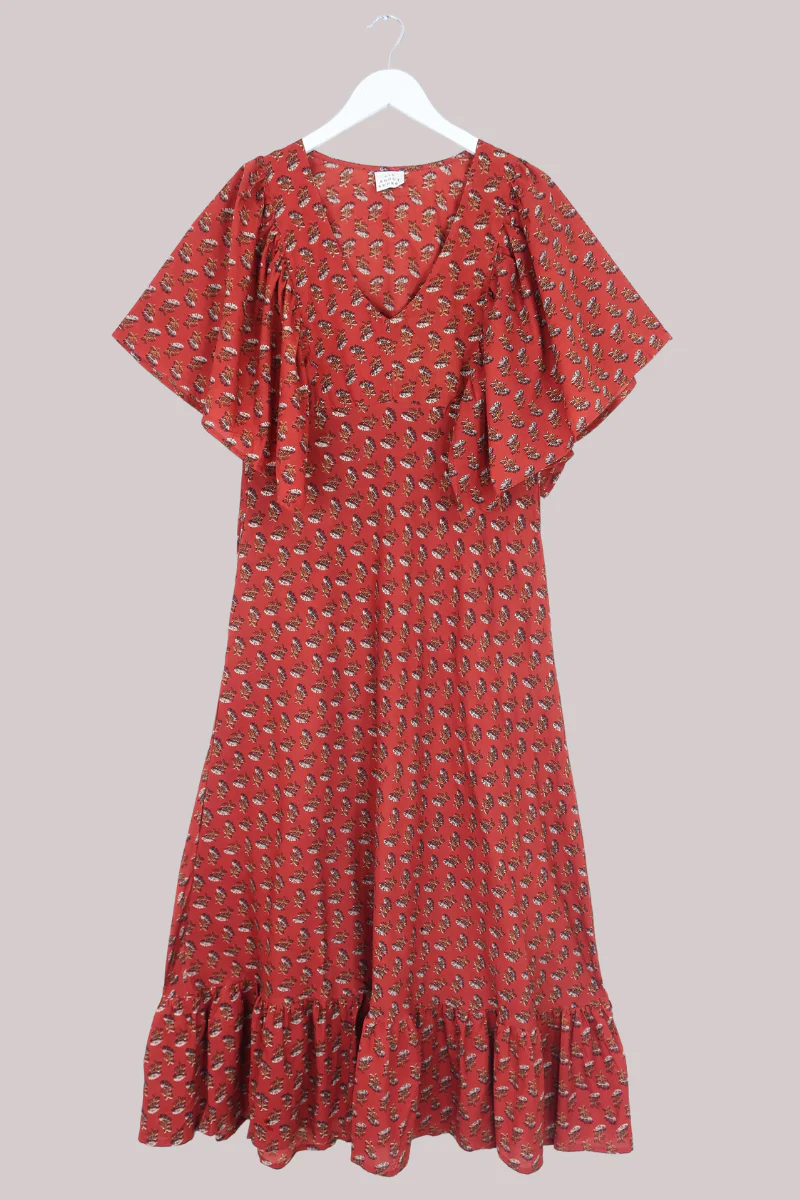 Martha Maxi Dress in Crimson Field Of Dreams - S/M - Image 2