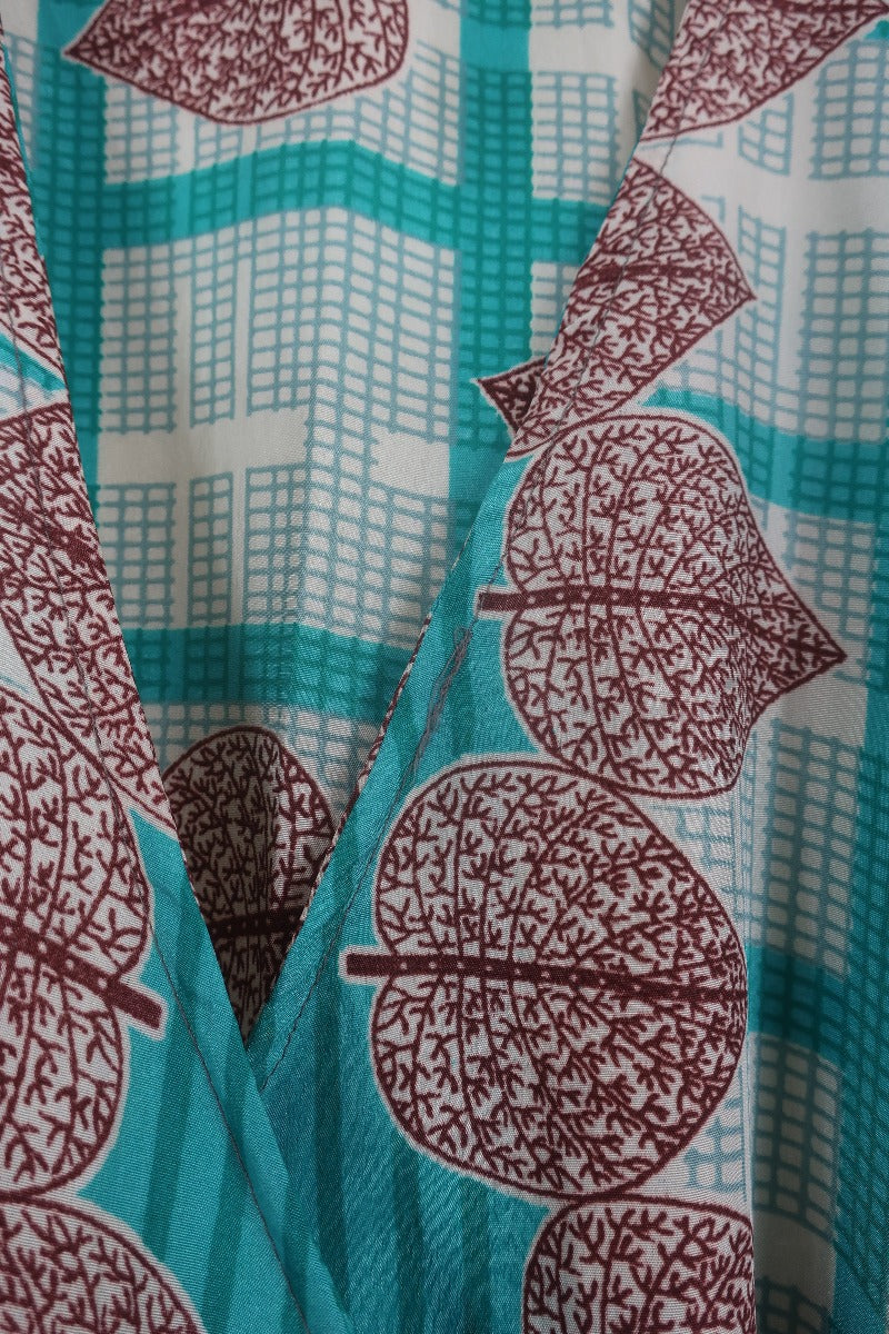 Venus Maxi Wrap Dress - Mulberry Leaf Teal Trellis - Size M - Image 4