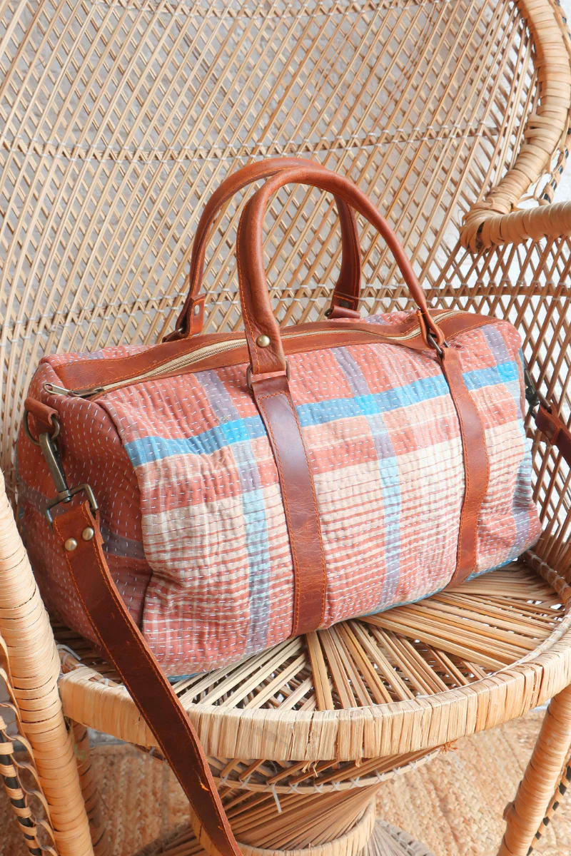 Vintage Kantha Holdall Bag in Pottery Plaid - Image 3